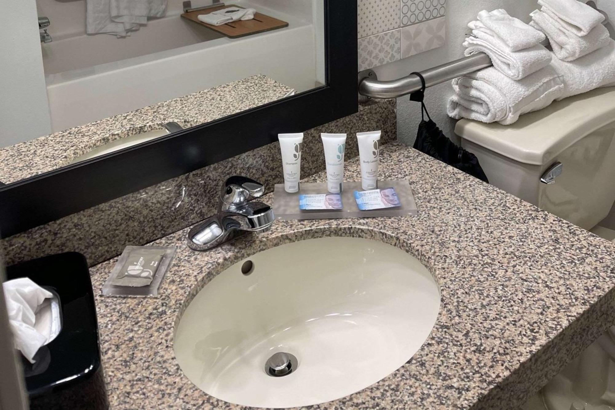 Country Inn & Suites By Radisson, Merrillville, In 외부 사진